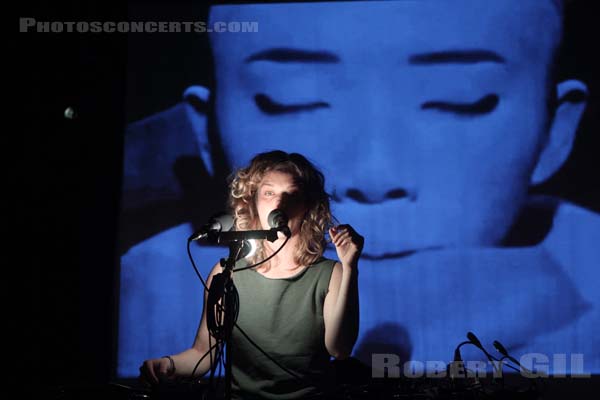 PERRINE EN MORCEAUX - 2013-03-25 - PARIS - Divan du Monde - 